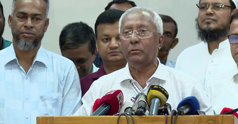 নির্বাচন কমিশনের সিনিয়র সচিব আখতার আহমেদ